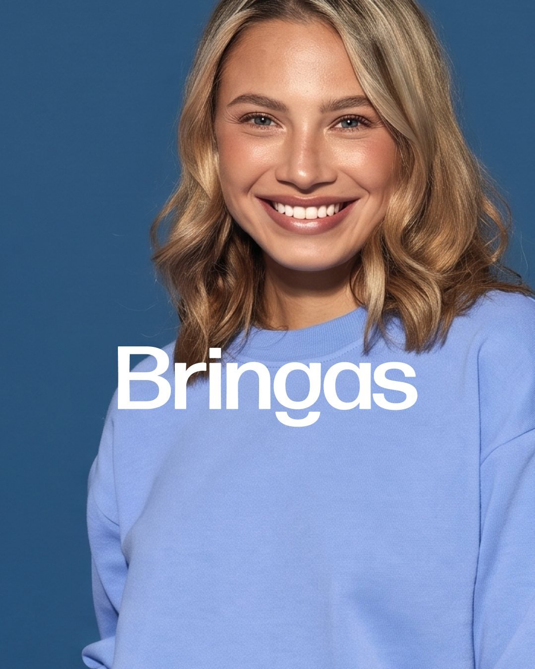Logotipo de Bringas Clínica Dental en blanco sobre azul marino