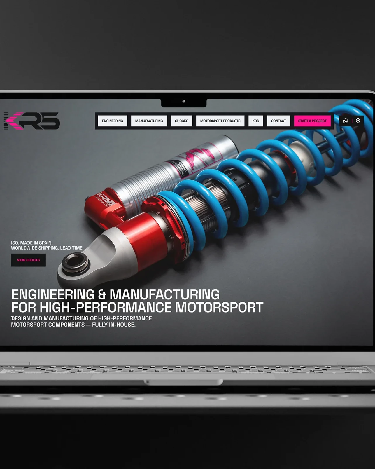 Web de KRS Racing Systems con un amortiguador de competición, portada en formato vertical