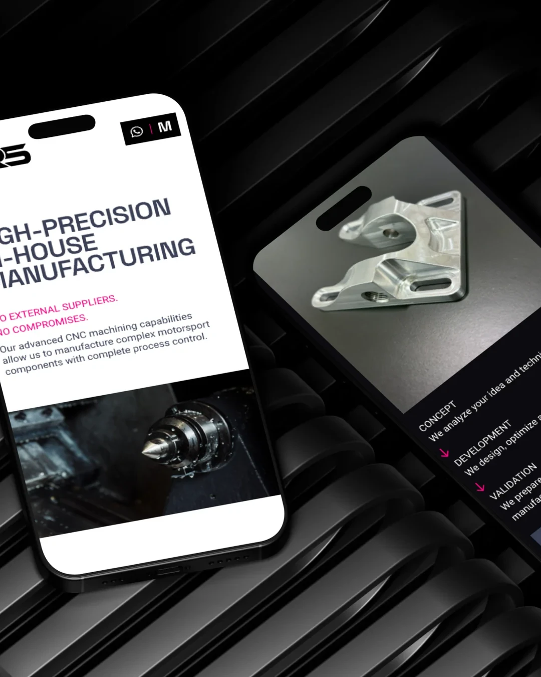 Web de KRS Racing Systems en dos móviles sobre fondo oscuro